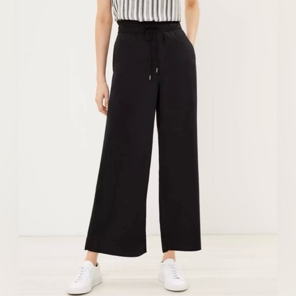 LOFT Pants - NWT Loft Black Cropped Wide Leg Lightweight Pull On  Pants Size M #1519